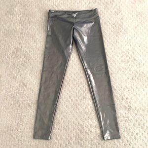 SUKI SHUFU Silver Liquid Leather Look Leggings L